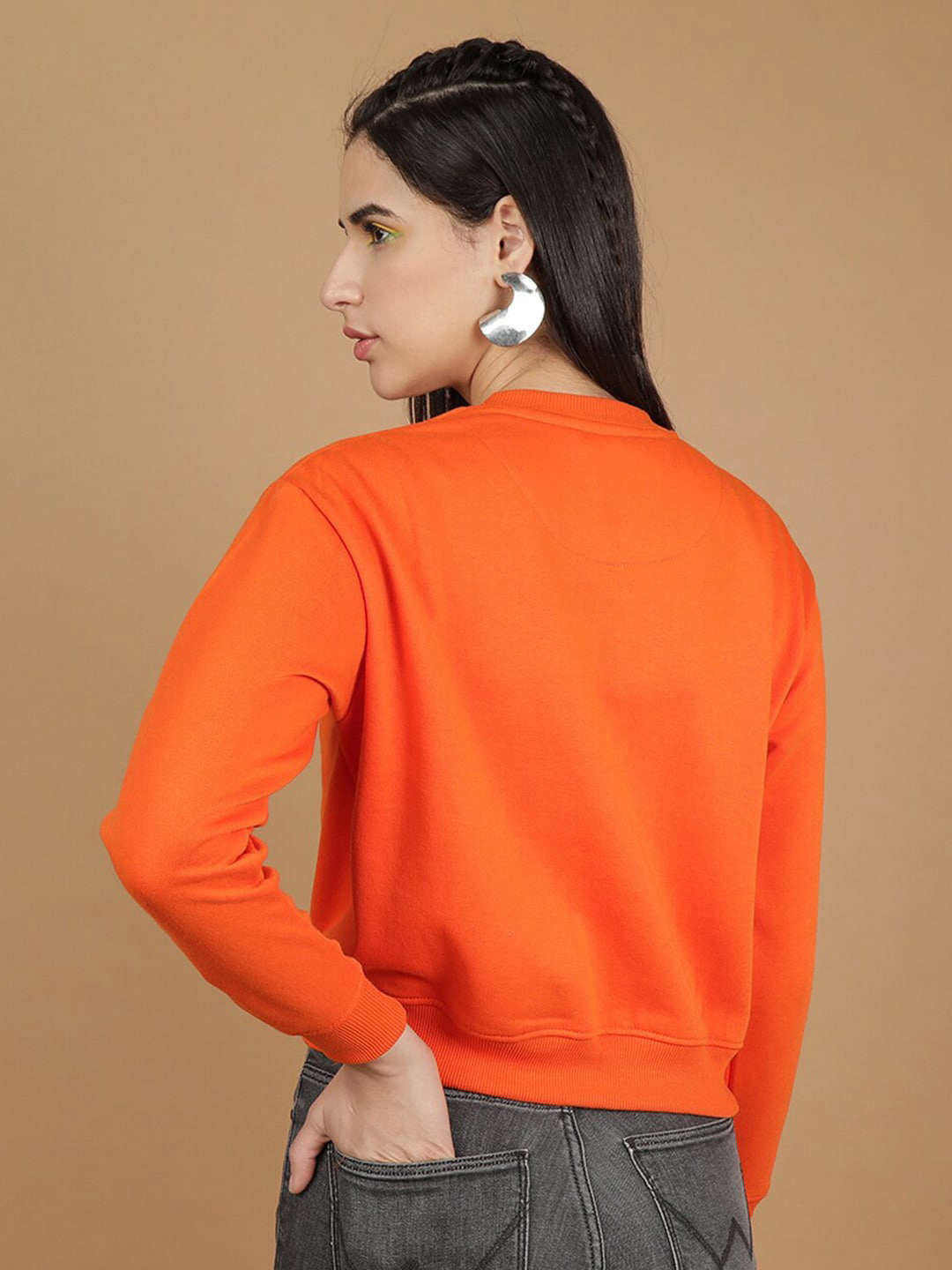 Women's Solid Regular Fit Sweatshirt