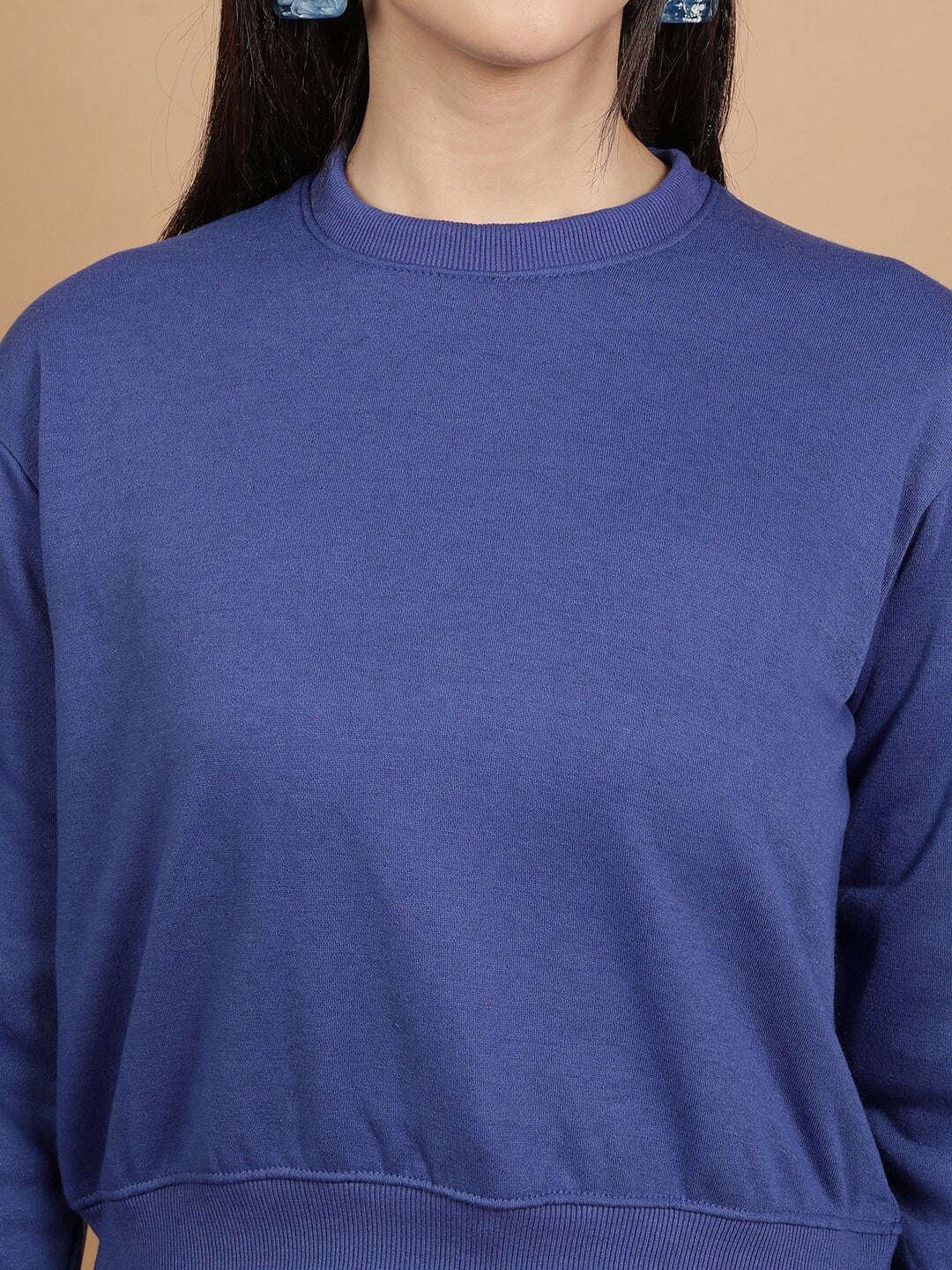Women's Solid Regular Fit Sweatshirt