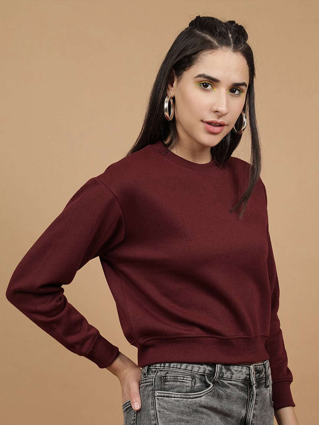 Women's Solid Regular Fit Sweatshirt