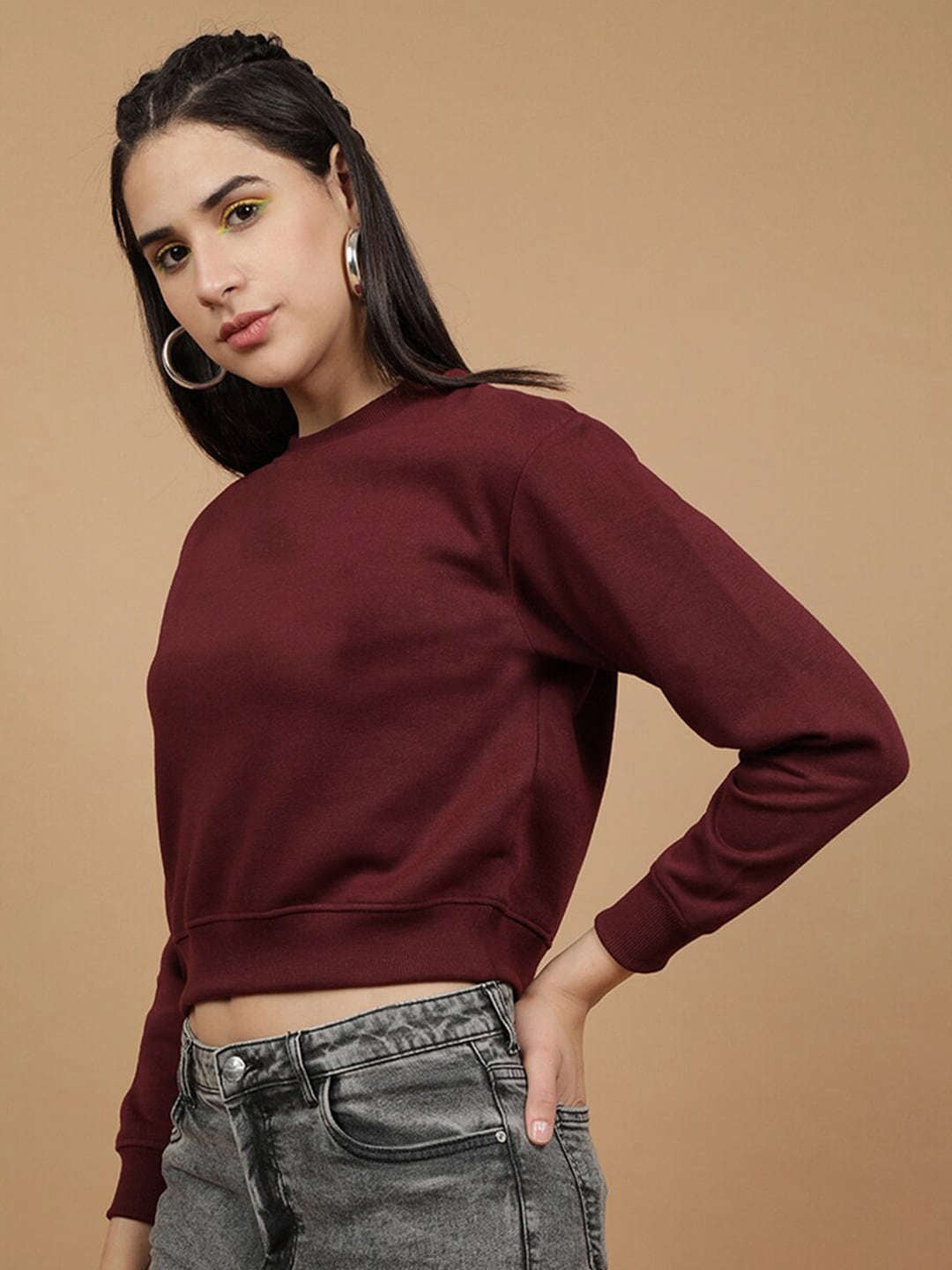 Women's Solid Regular Fit Sweatshirt