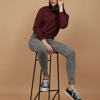 Women's Solid Regular Fit Sweatshirt