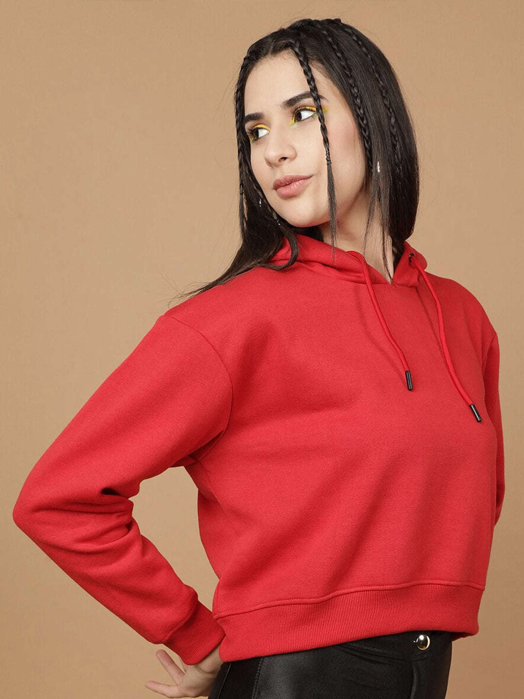 Women's Solid Regular Fit Sweatshirt