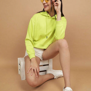 Women's Solid Regular Fit Sweatshirt
