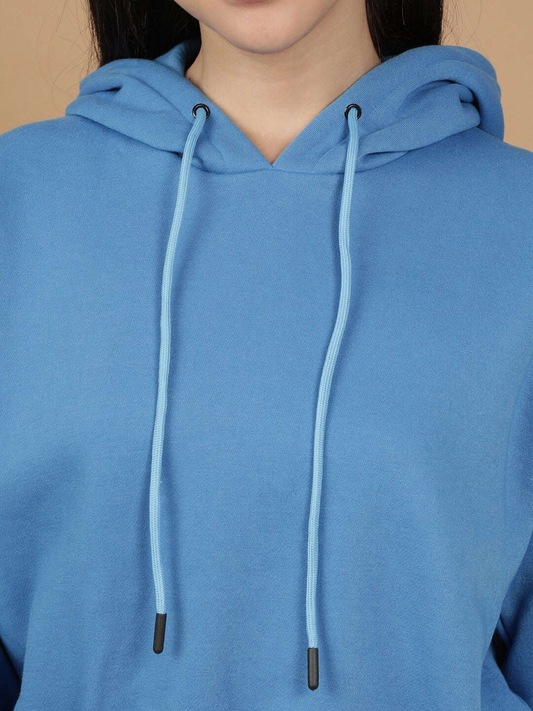 Women's Solid Regular Fit Sweatshirt