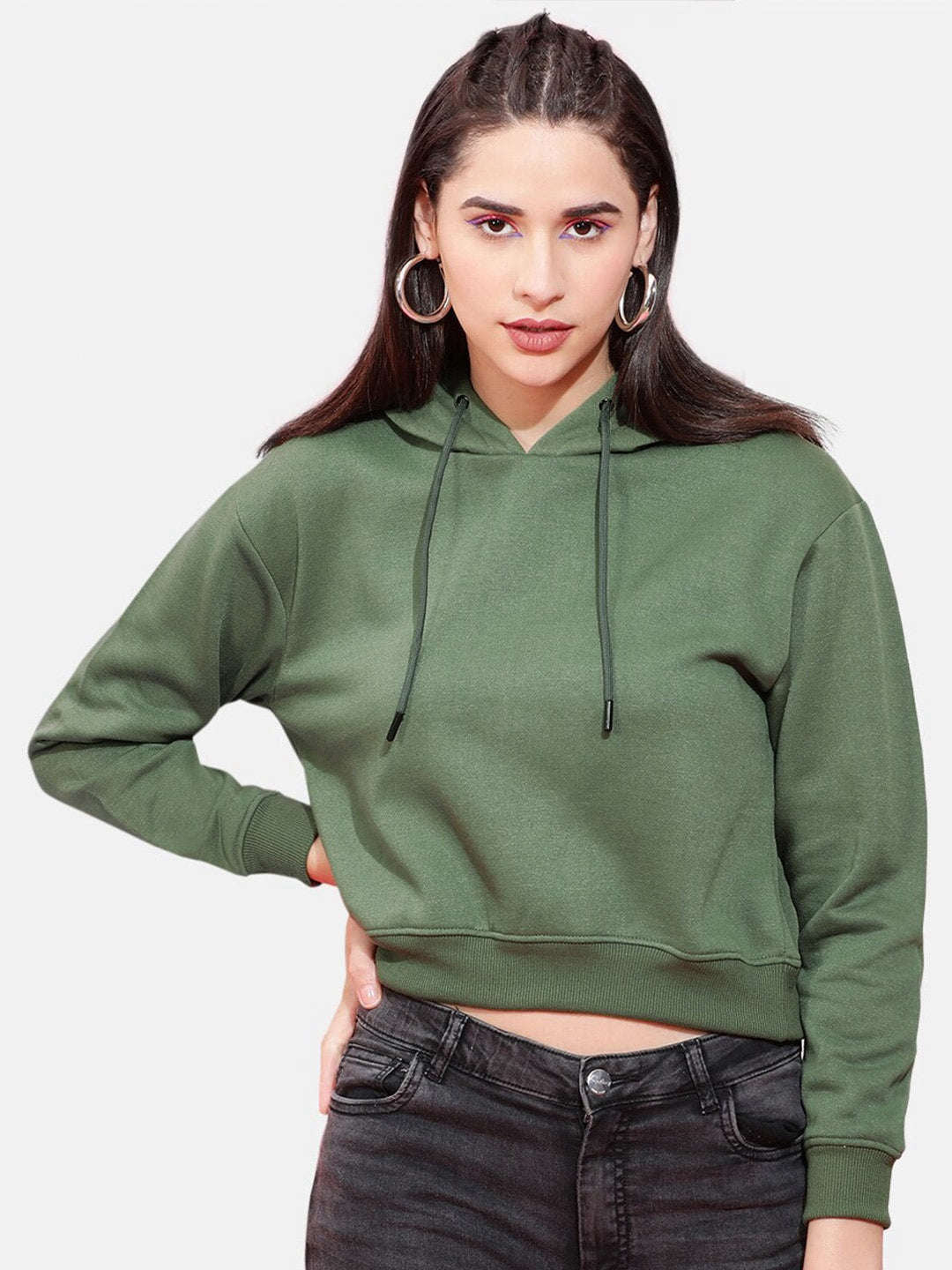 Women's Solid Regular Fit Sweatshirt