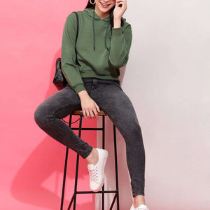 Women's Solid Regular Fit Sweatshirt