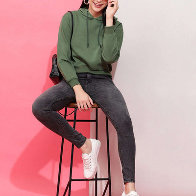 Women's Solid Regular Fit Sweatshirt