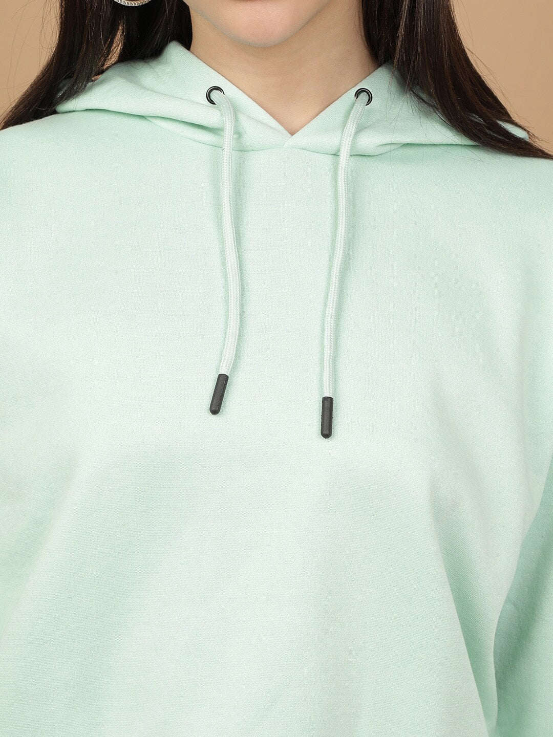 Women's Solid Regular Fit Sweatshirt