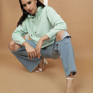 Women's Solid Regular Fit Sweatshirt