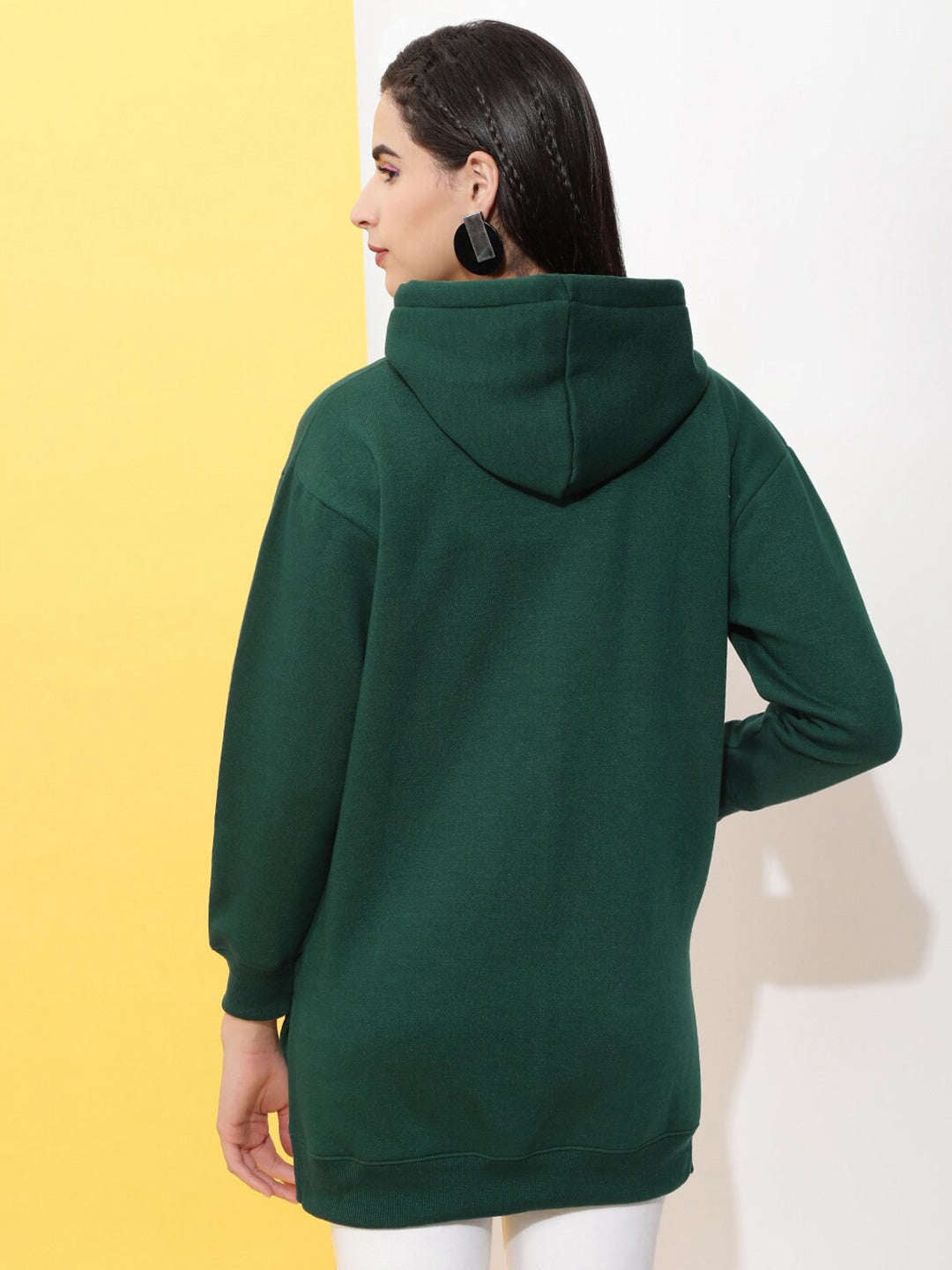 Women's Solid Regular Fit Sweatshirt