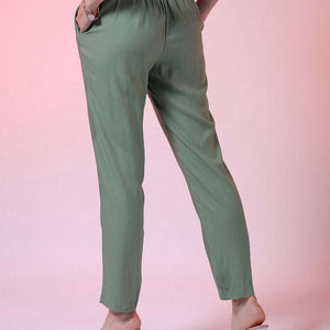 Women Solid Trouser