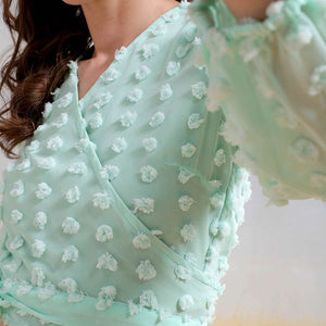Women Solid Top