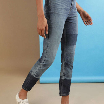 Women Streetstyle Straight Fit Jeans