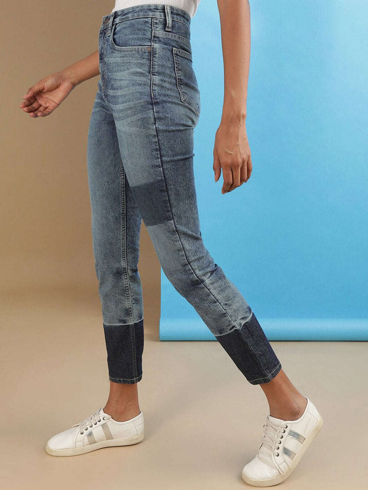 Women Streetstyle Straight Fit Jeans