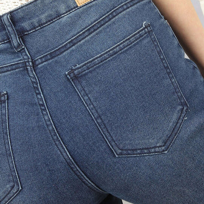 Women Wide Leg Jeans With Tie N Dye Detail