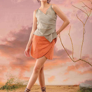 Women Solid Top