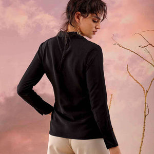 Women Solid Top
