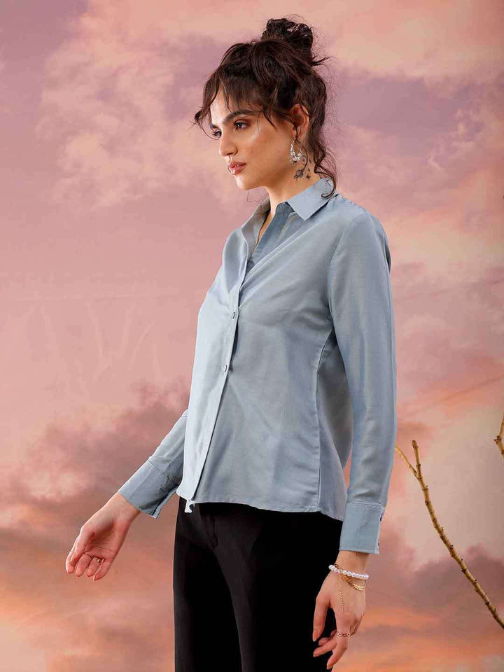 Women Solid Top