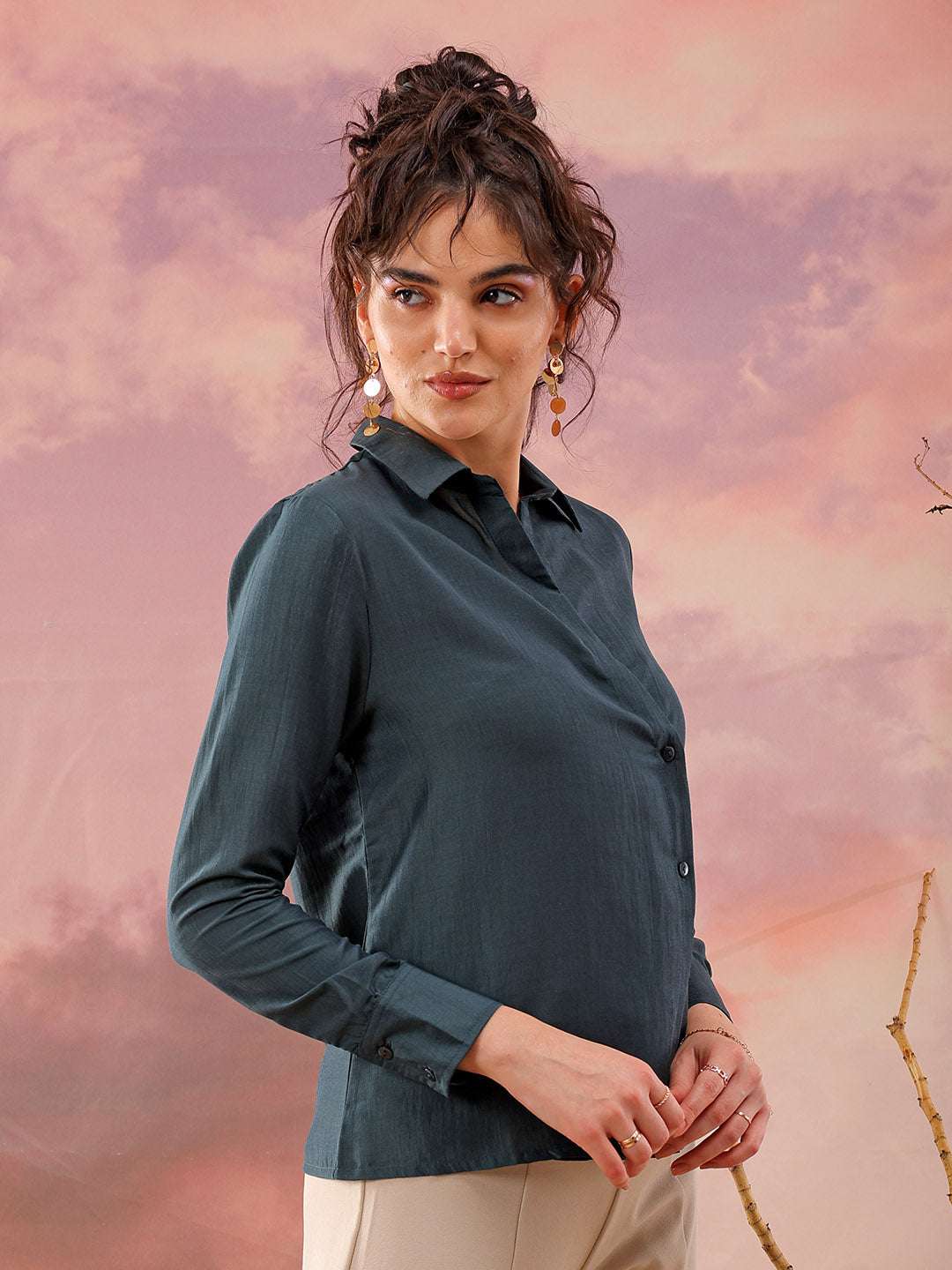 Women Solid Top