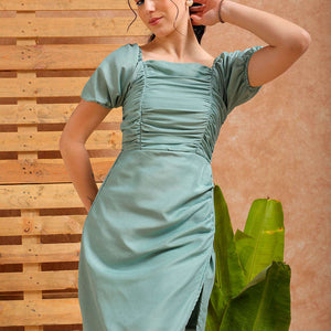 Women's Green A line Solid Casual Pleated Dress