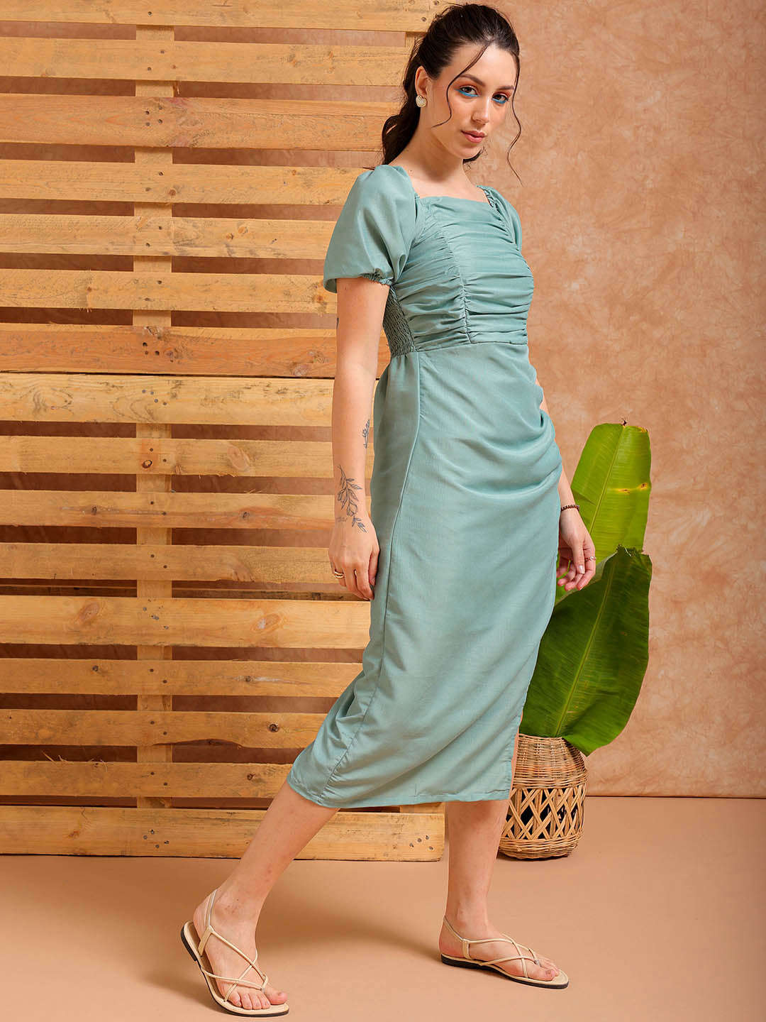 Women's Green A line Solid Casual Pleated Dress