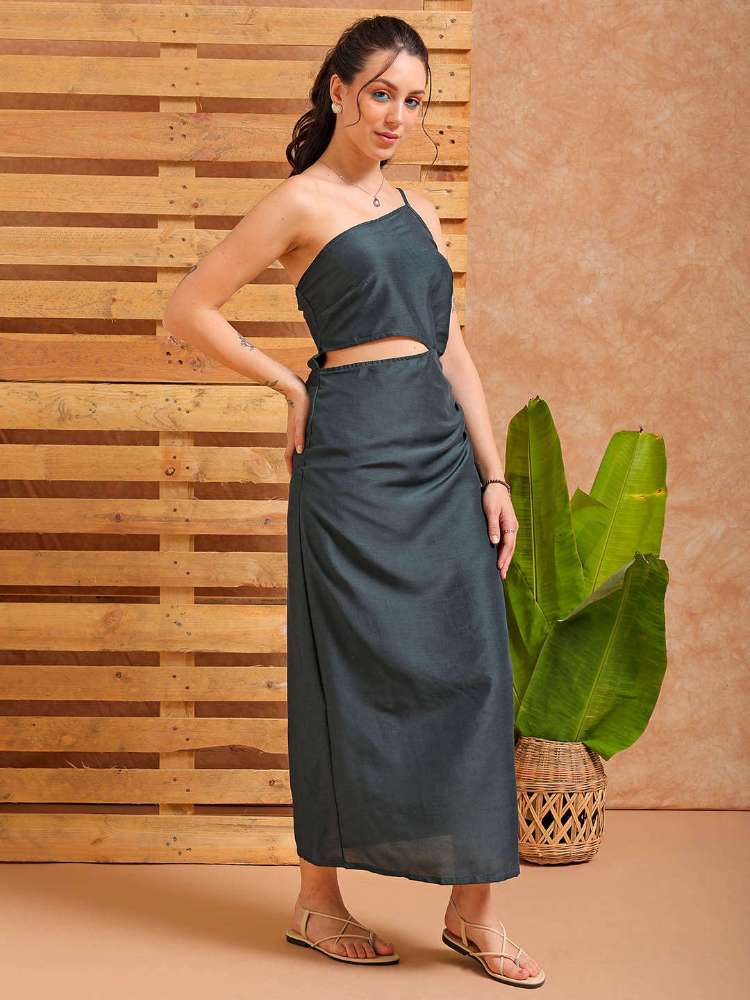 compress_womens-green-fitted-solid-partywear-one-shoulder-dress -0923-fhchdrs-13-c-darkest-spruce__5.jpg?v=1728290299&width=1946 compress_womens-green-fitted-solid-partywear-one-shoulder-dress -0923-fhchdrs-13-c-darkest-spruce__5.jpg?v=1728290299&width=1946