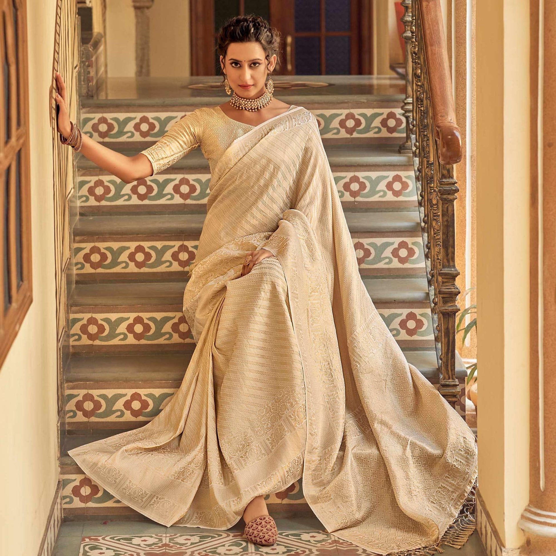 Cream Festive Wear Kanjivaram Blended Silk Saree With Tassels