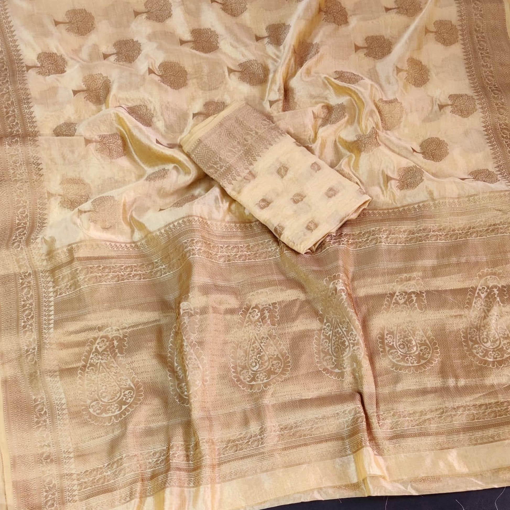 Cream Festive Wear Woven Designer Jacquard Border Soft Organza Saree