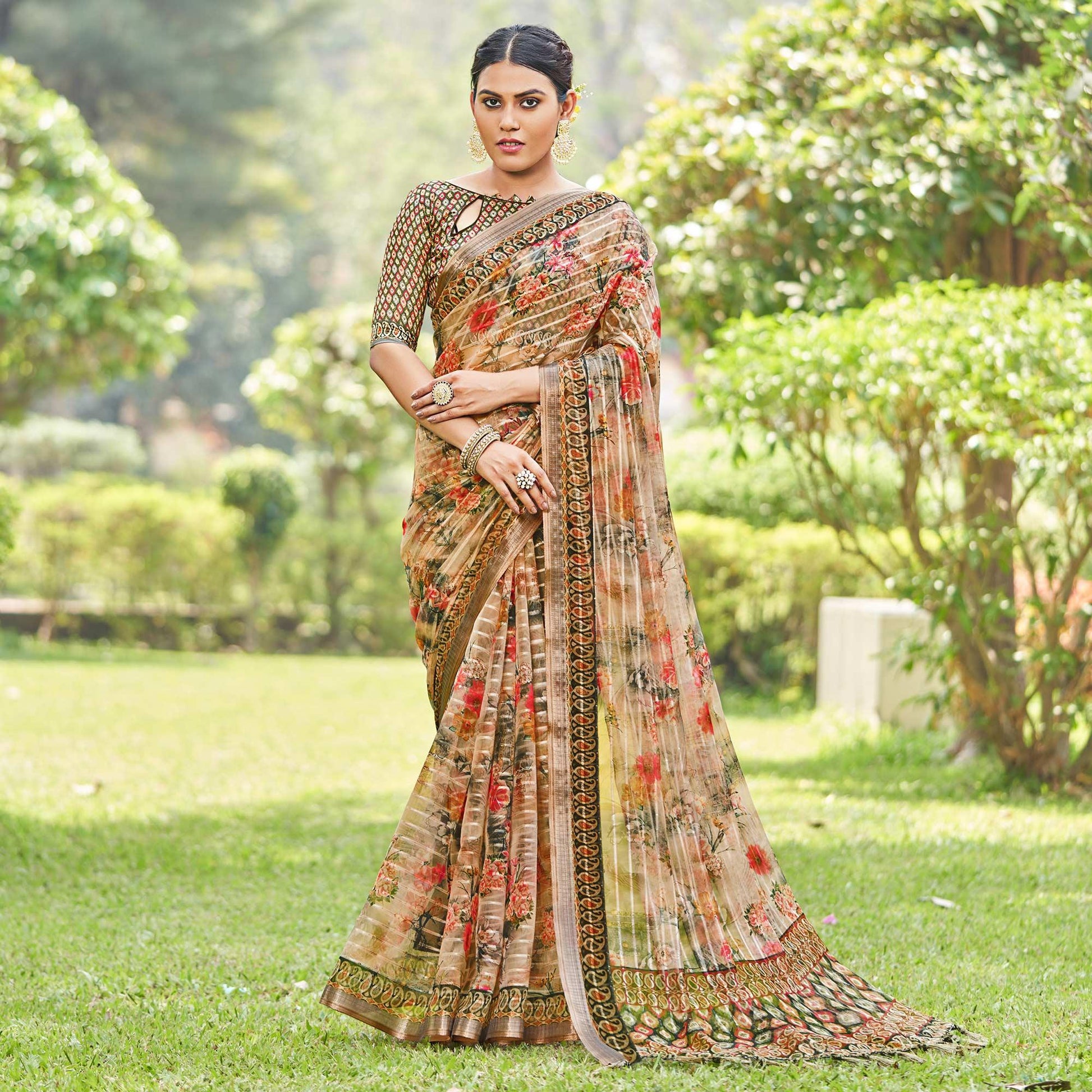 Cream Floral Digital Printed With Sequins Linen Saree