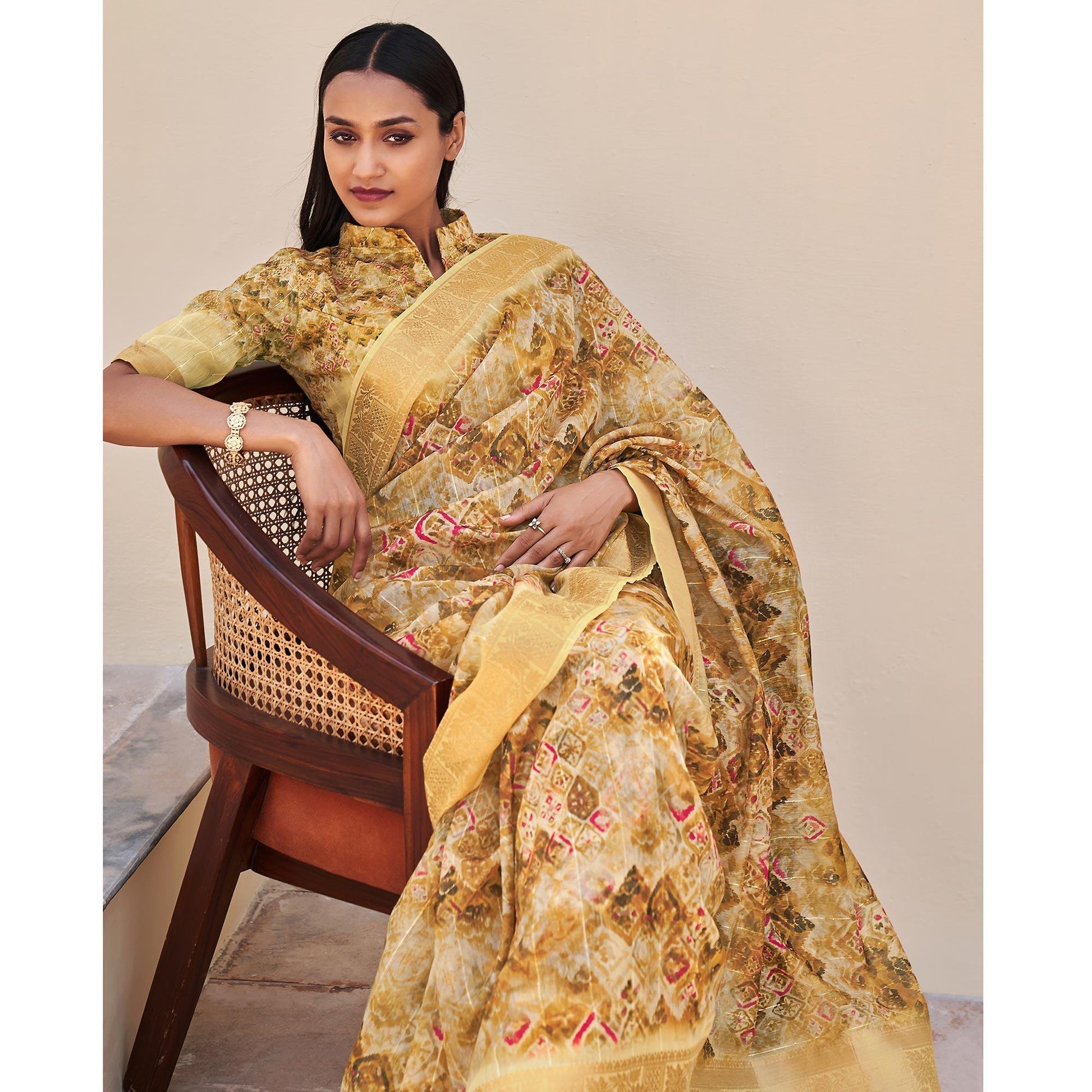 Cream Floral Digital Printed With Sequins Linen Saree