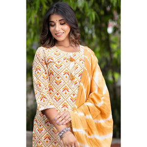 Cream Floral Printed Pure Cotton Kurti Pant Set With Dupatta