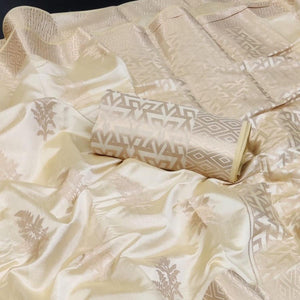 Cream Woven Art Silk Saree With Butta Rich Pallu
