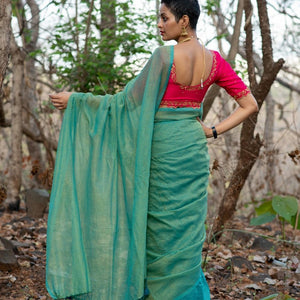 Curious Sitara