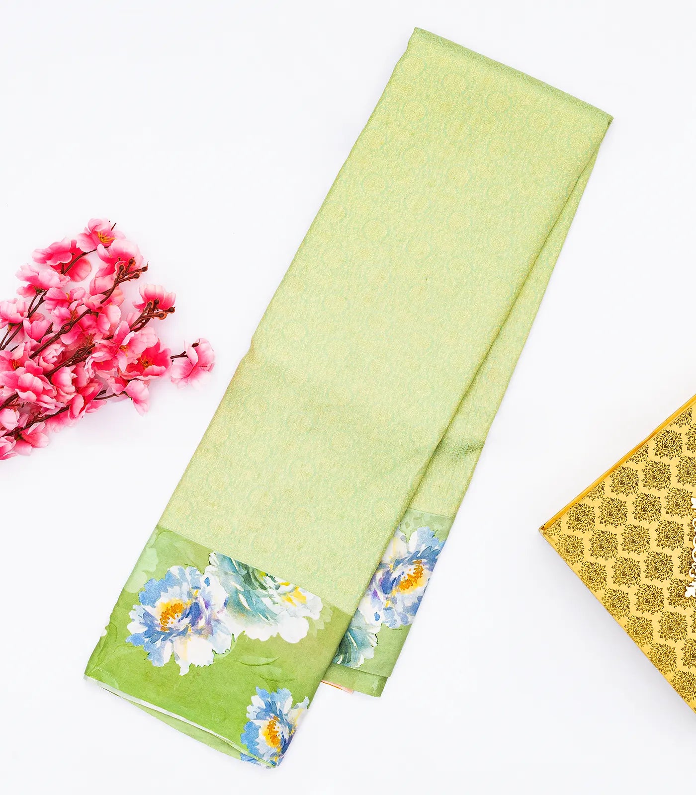 Light Green Handloom Kanchipuram Silk Saree With Printed Border and Pallu