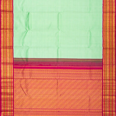 Pista Green Handloom Kanchipuram Korvai Silk Saree With Pink Border