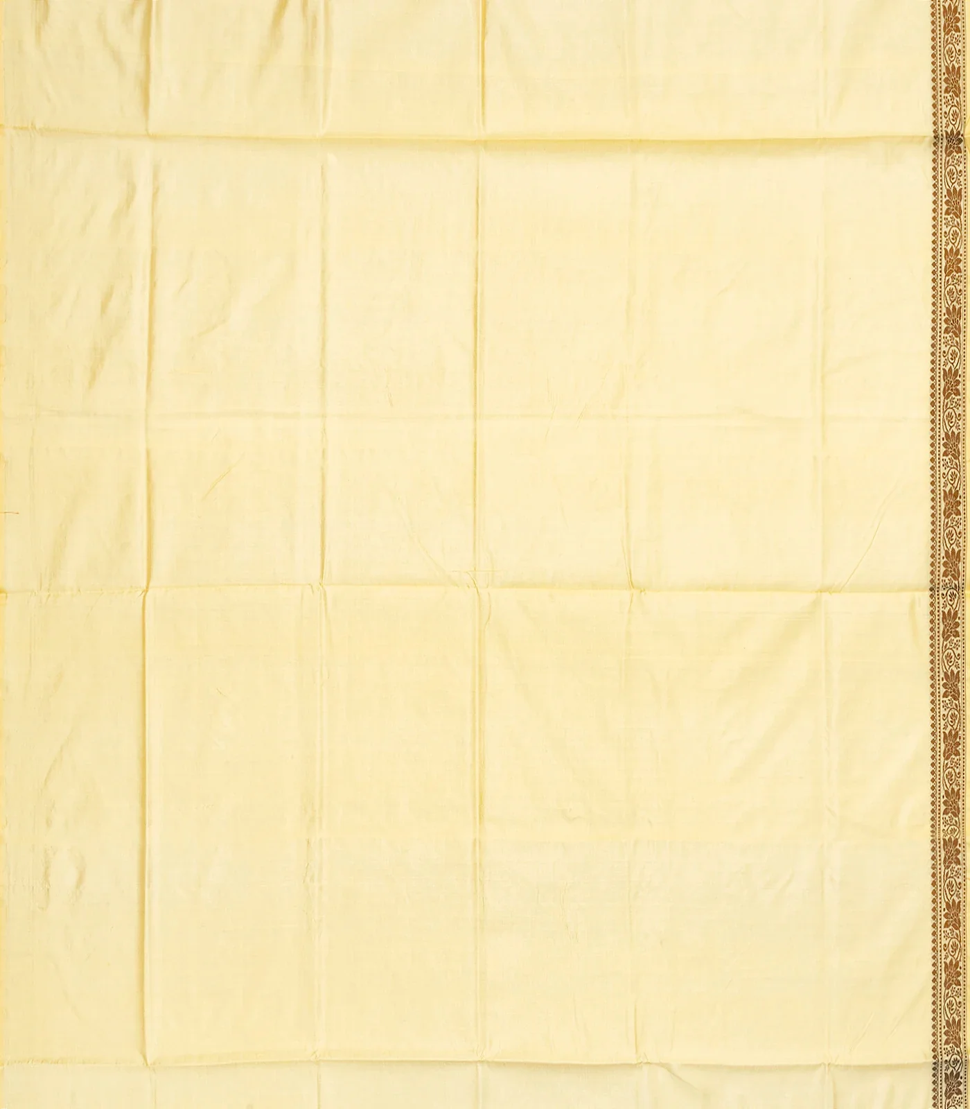 Cream Banarasi Silk Saree With Floral Motifs