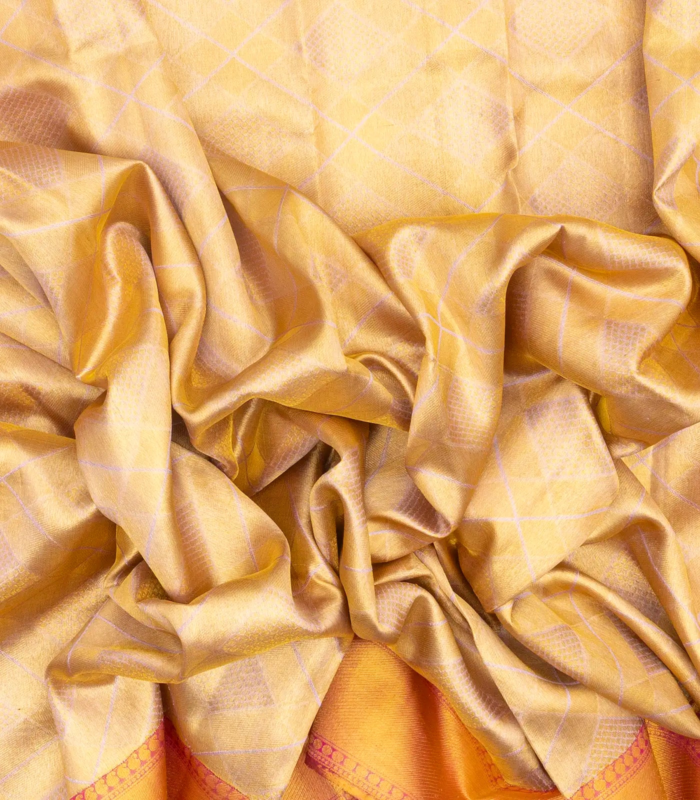 Off White Handloom Kanchipuram Tissue Silk Saree With Diamond Motifs