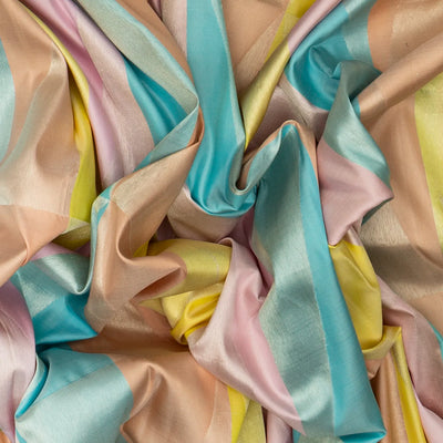 Multi Color Handloom Kanchipuram Silk Saree With Triangle Motifs