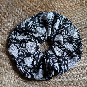 Dark Desires (Scrunchies)