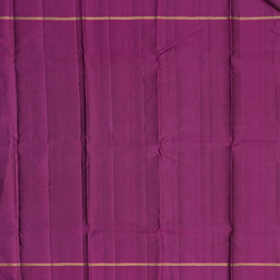 Bottle Green Handloom Kanchipuram Silk Saree With Dotted Stripes