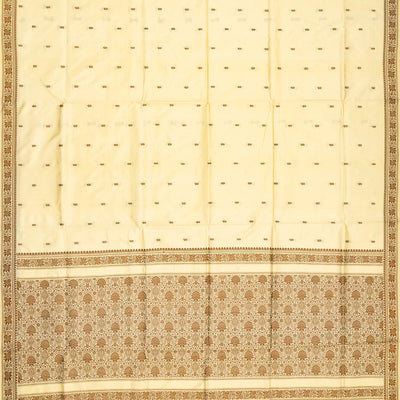 Cream Banarasi Silk Saree With Floral Motifs