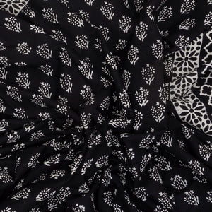 Black Woven Jaipur Cotton Saree Printed With Florals  Motifs
