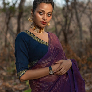 Deep blue Shona