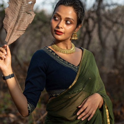 Deep blue Shona