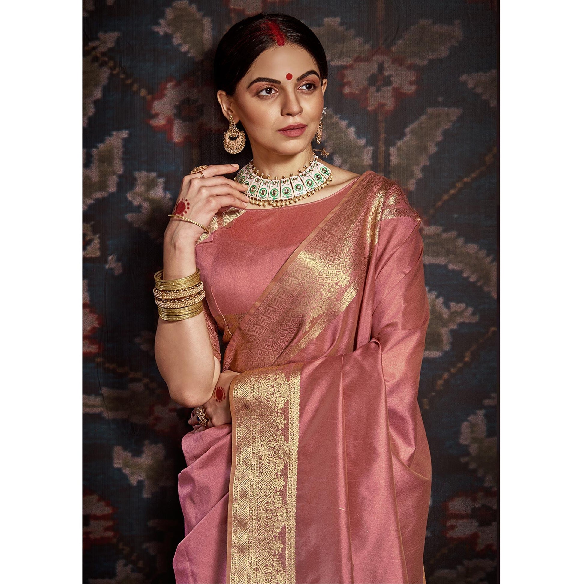 Delightful Mauve Colored Festive Wear Woven Silk Saree