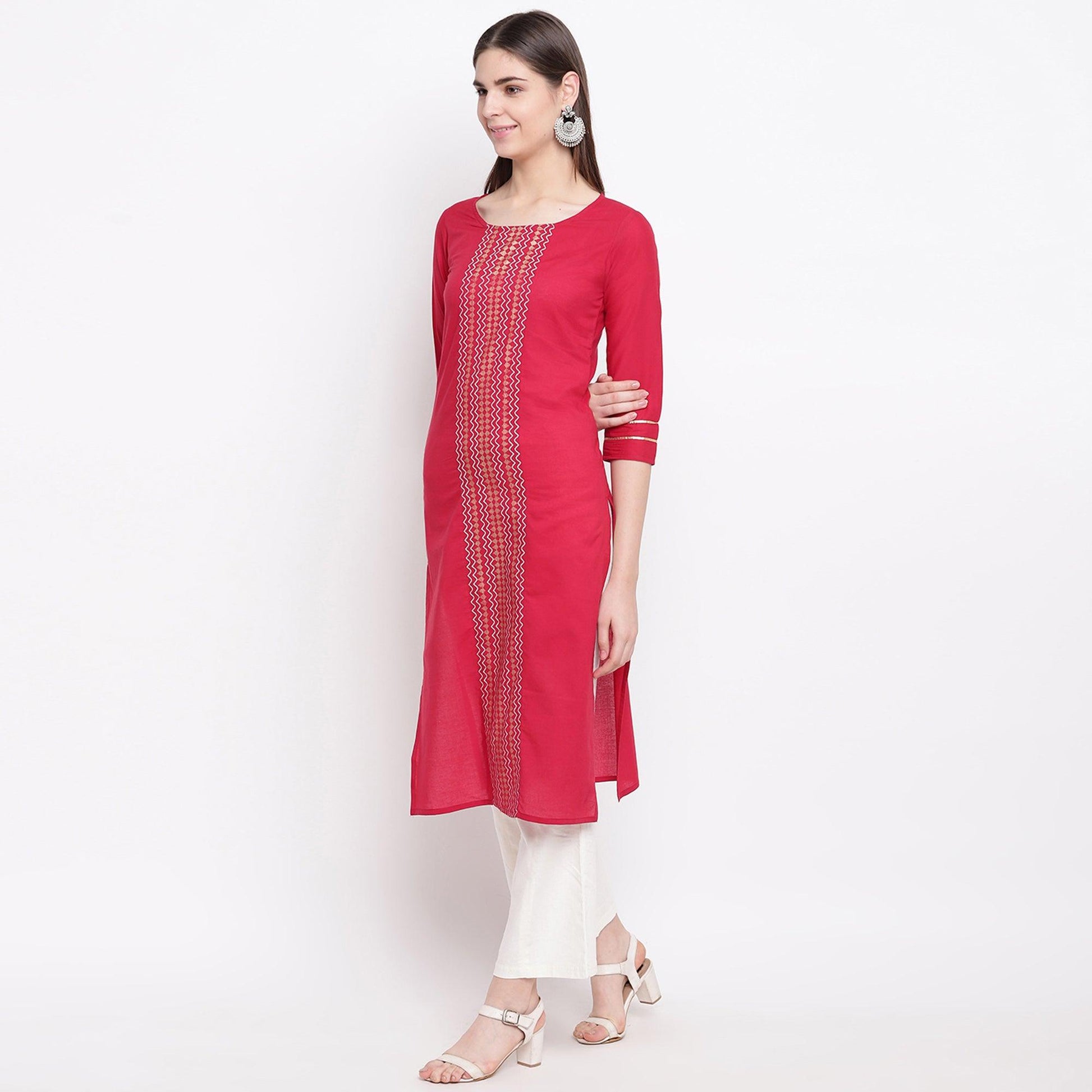 Delightful Red Colored Casual Wear Printed Cotton Kurti