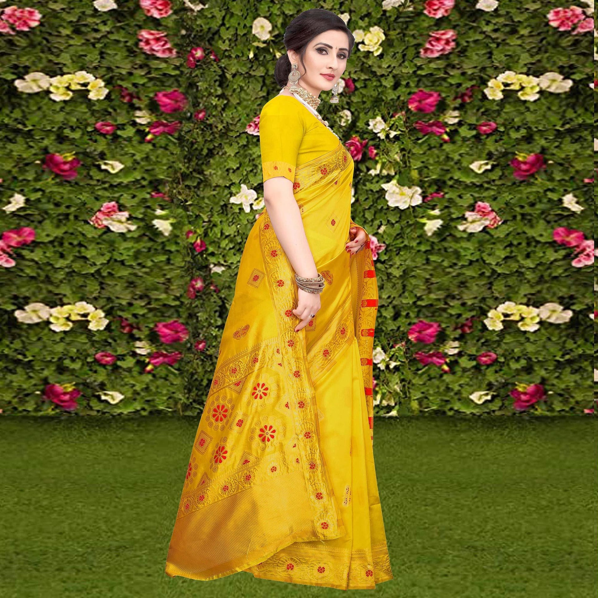 Demanding Yellow Colored Festive Wear Woven Banarasi Silk Saree