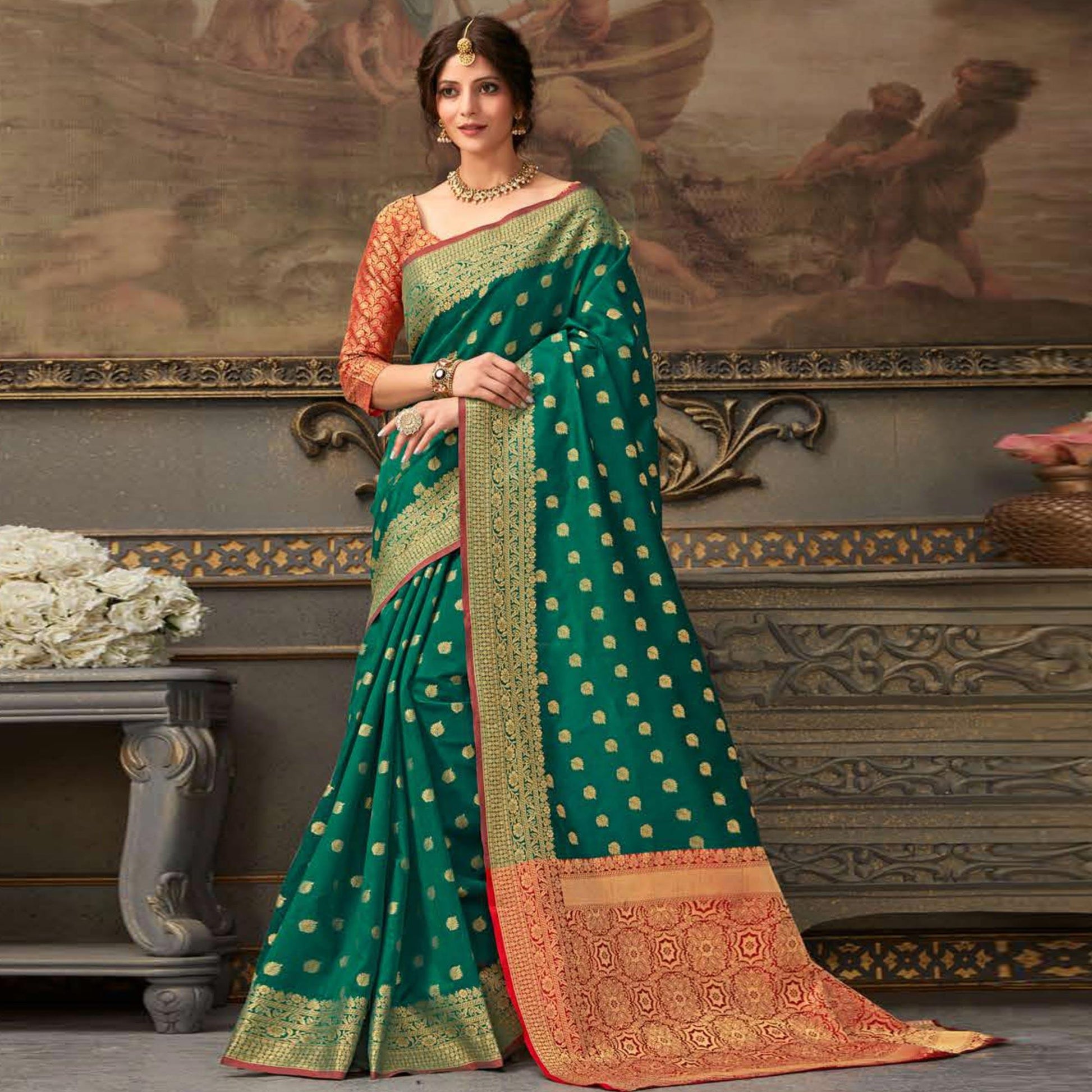 Desirable Green Colored Festive Wear Woven Handloom Silk Saree