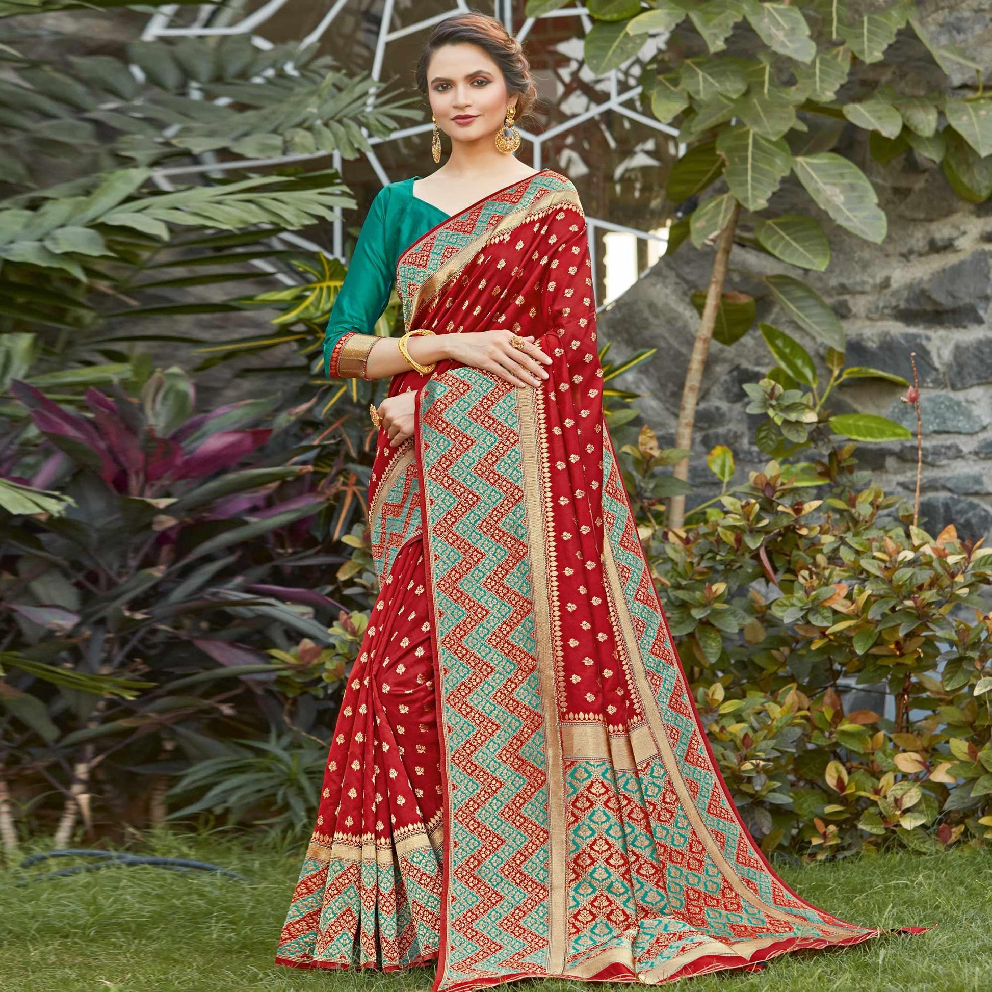 Desirable Maroon Colored Festive Wear Woven Silk Saree