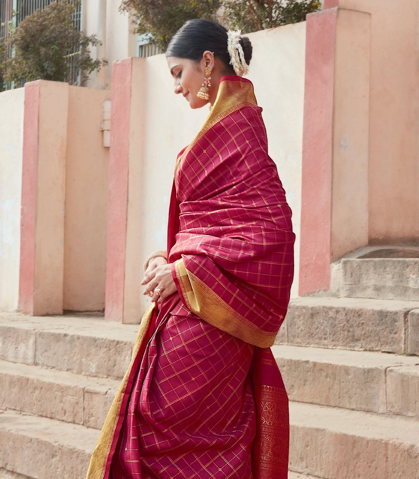 Crimson Handloom Kanchipuram Silk Saree With Zari Checks & Buttas